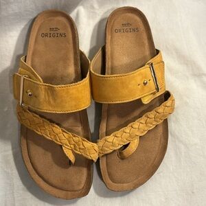 New! Earth Origins Orono Onida Braided Print Toe-Post Amber Yellow Sandals 8.5